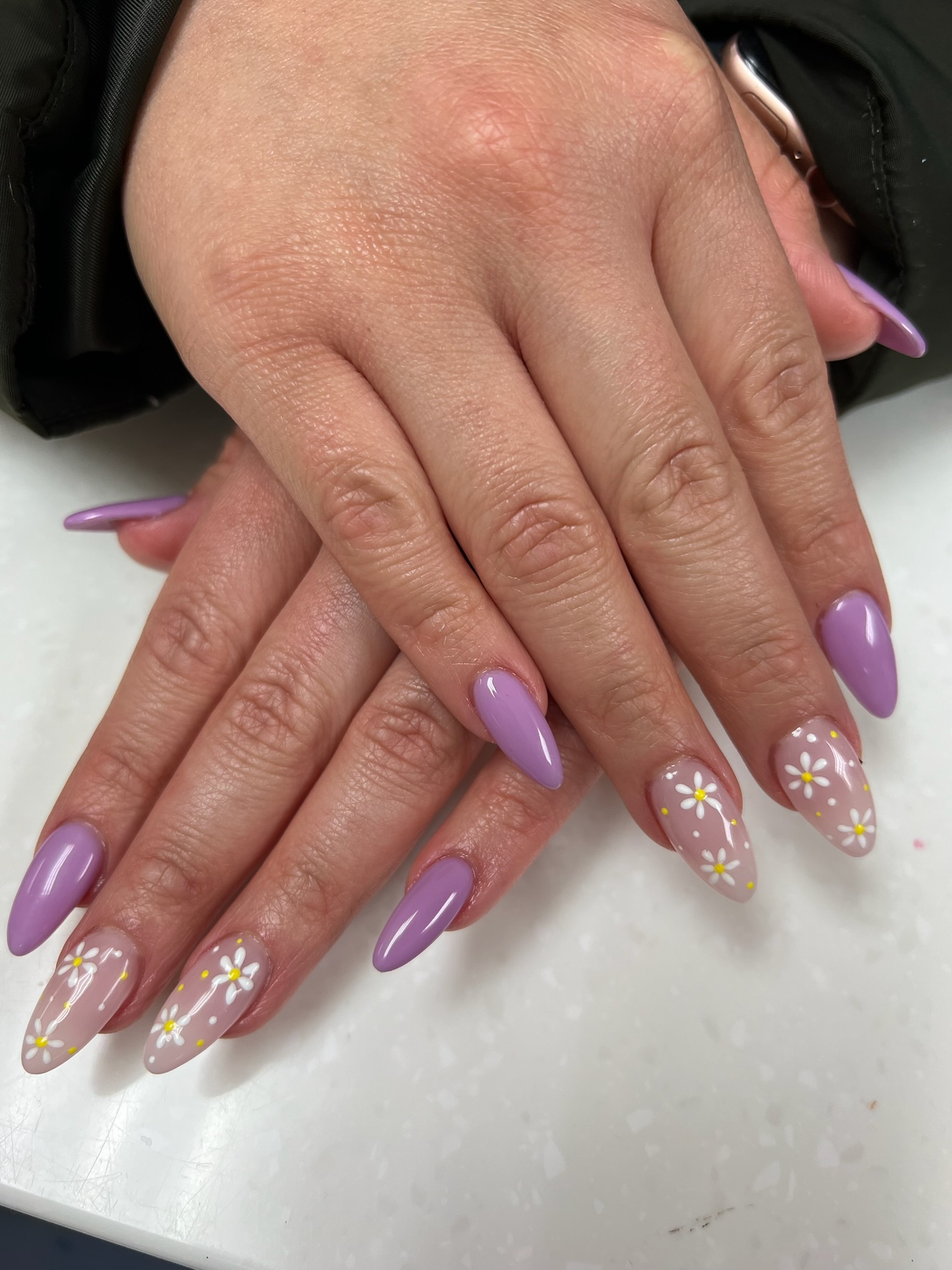 Nails Co logo